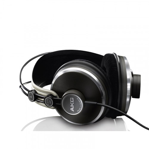 Casti AKG K 272 HD